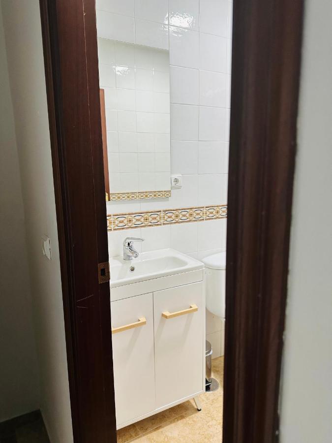 Apartamento Acogedor Y Moderno En Pleno Centro De Sevilla Con Parking Gratis Luaran gambar